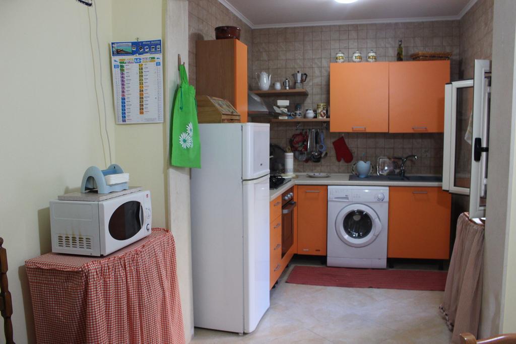 Casa Assuntina Apartment Acaya Bagian luar foto